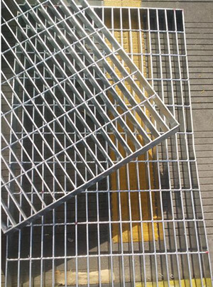 【泰江】專業(yè)廠家生產(chǎn)車間格柵板 【泰江】專業(yè)廠家生產(chǎn)車間格柵板