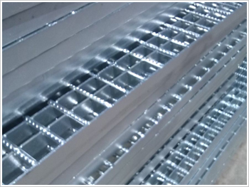 熱鍍鋅格柵板型號、泰江格柵板生產(chǎn)廠家、河北熱鍍鋅格柵板廠