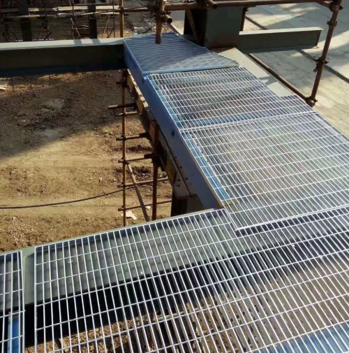 G303/30/100規(guī)格型號(hào)鋼格板 G303/30/100規(guī)格型號(hào)鋼格板